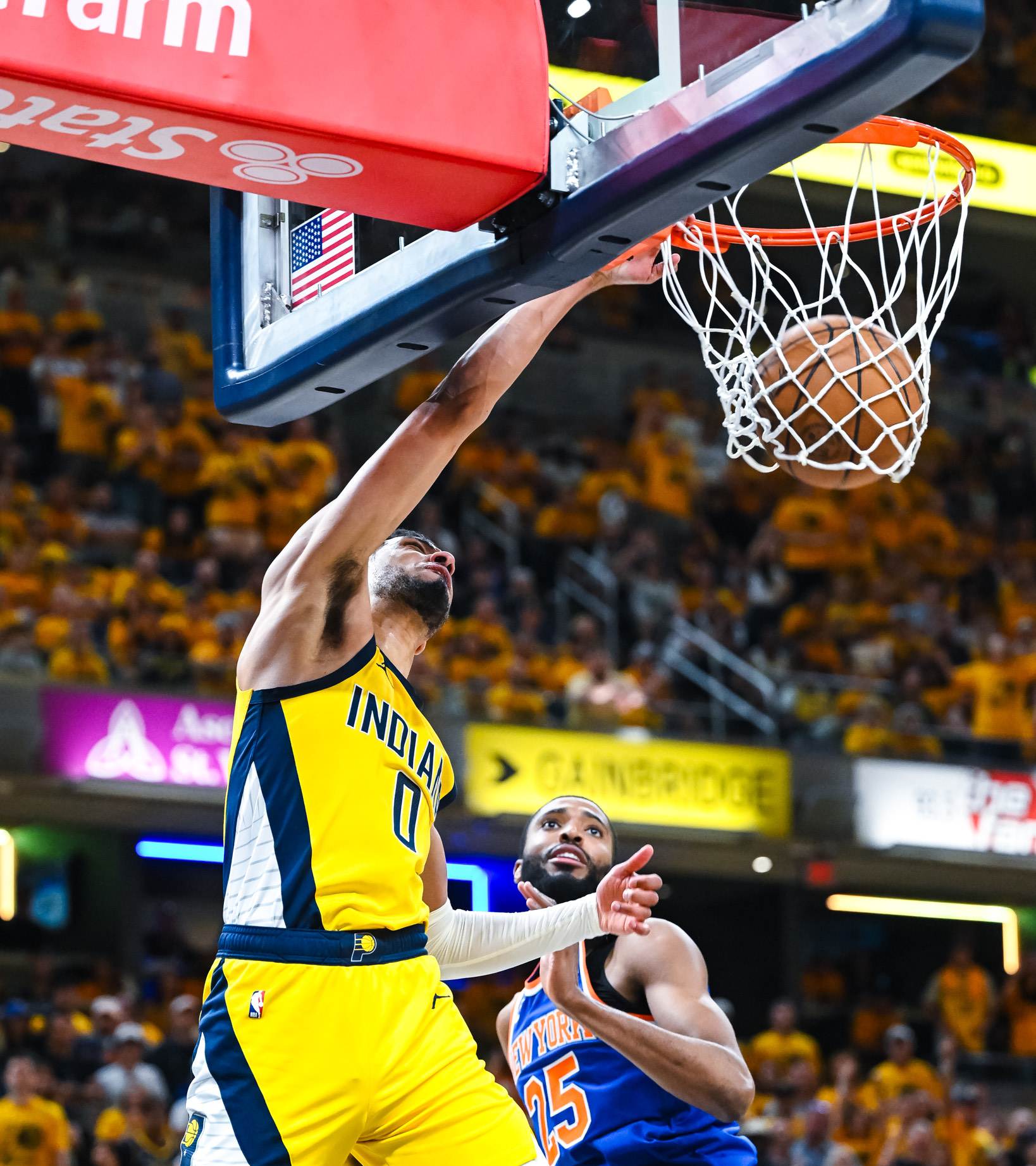 雷竞技电竞 -冲刺阶段布莱顿强势反弹——NBA总决赛节点到来，压力陡增，细节决定成败(独行侠与凯尔特人总决赛情况分析)