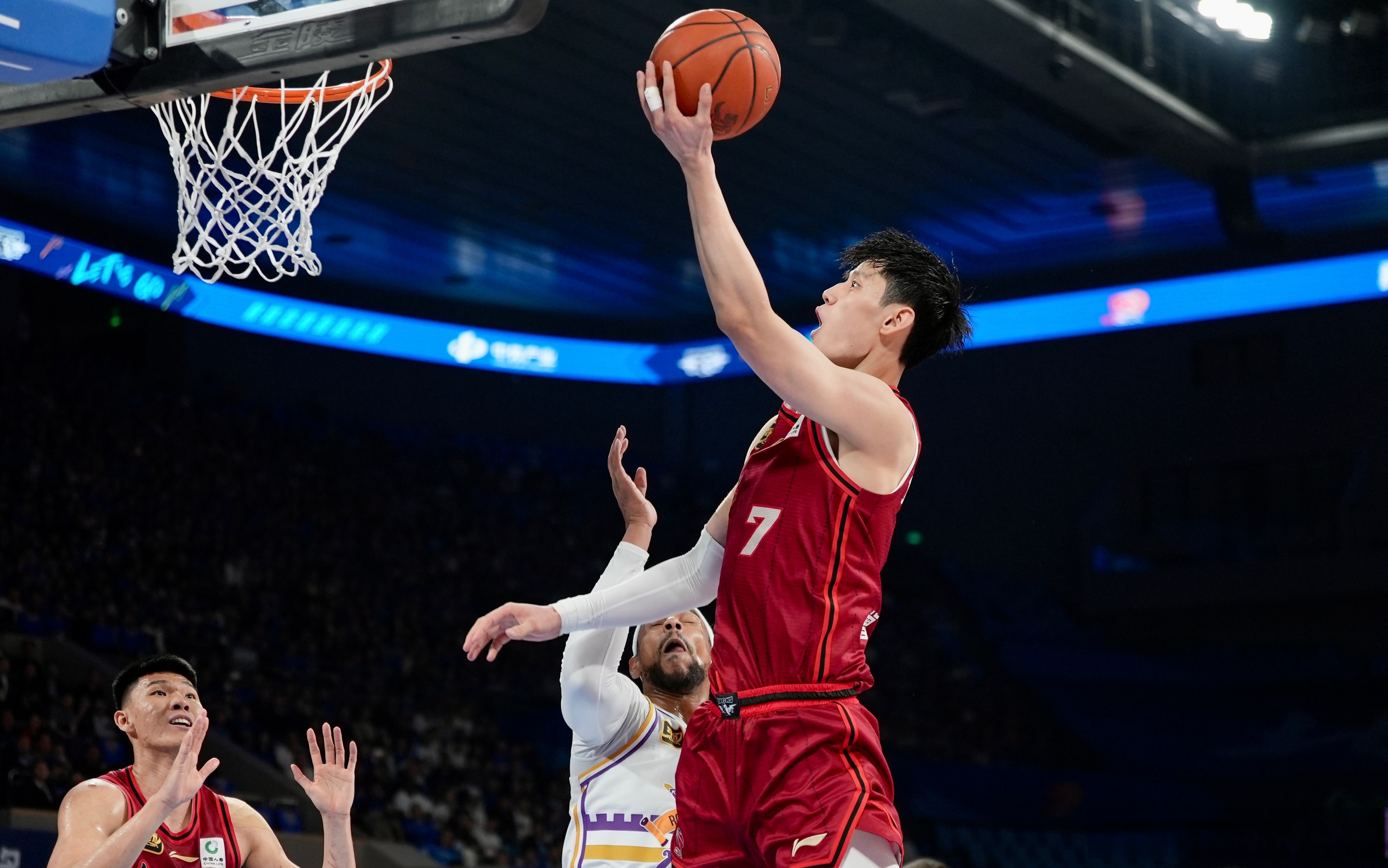 雷竞技平台 -包含集结日北京首钢备战NBA常规赛，临场应变细节曝光，悬念犹存，更衣室氛围转暖的词条