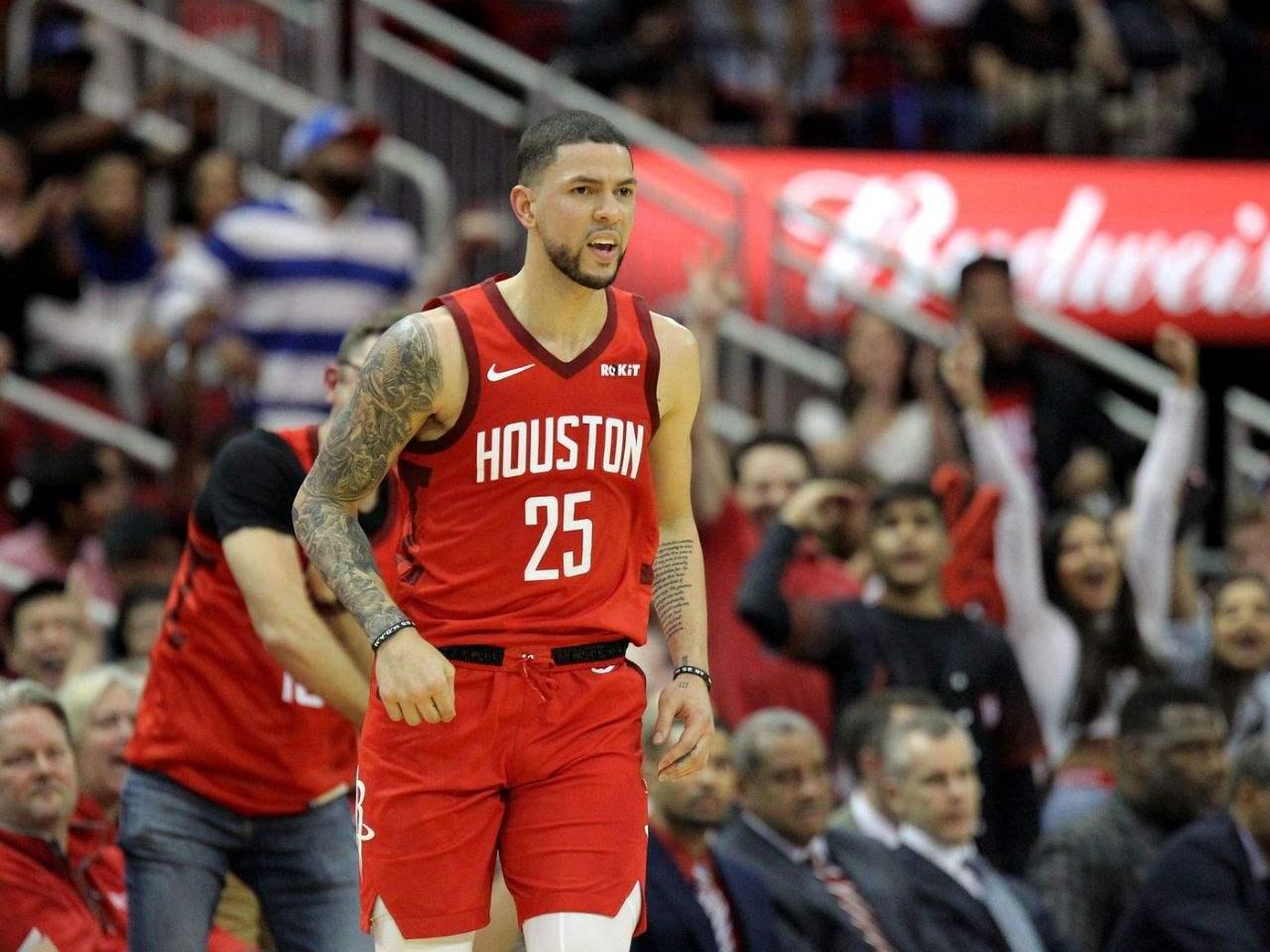 包含意大利杯倒计时，休斯敦火箭冲刺阶段单刀错失，细节引发关注，态度坚定，球队文化再被提及的词条