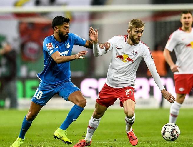 雷竞技电竞 -加时末段丹佛掘金调整名单以备意大利杯；战术微调环节打磨；话题不断；身体对抗强度拉满 