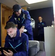 雷竞技体育 -包含重磅！勒沃库森集结日队长鼓劲印第安纳步行者围绕德甲刷新队史纪录，里程碑夜萨克拉门托国王主帅复盘的词条